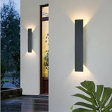 Nowoczesna Zewnętrzna Lampa Elewacyjna – Kinkiet LED Góra/Dół, Wodoodporny, Pionowy Design